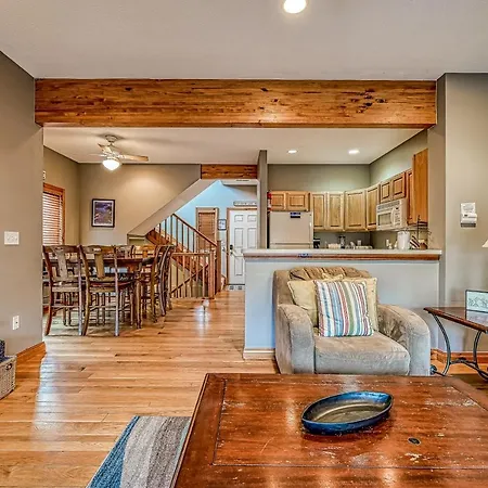 Roze Creek Villa McHenry Exterior photo