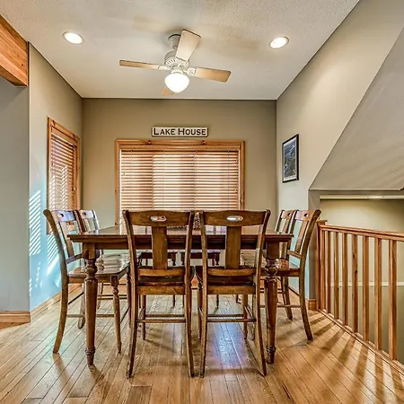 Roze Creek Villa McHenry Exterior photo